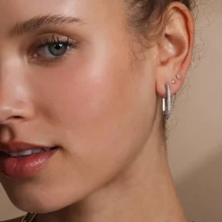 New Melinda Maria Carrie Pavè Chain Huggies