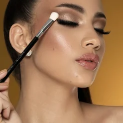 Best Sigma Beauty E28 Luxe Detail Buffer